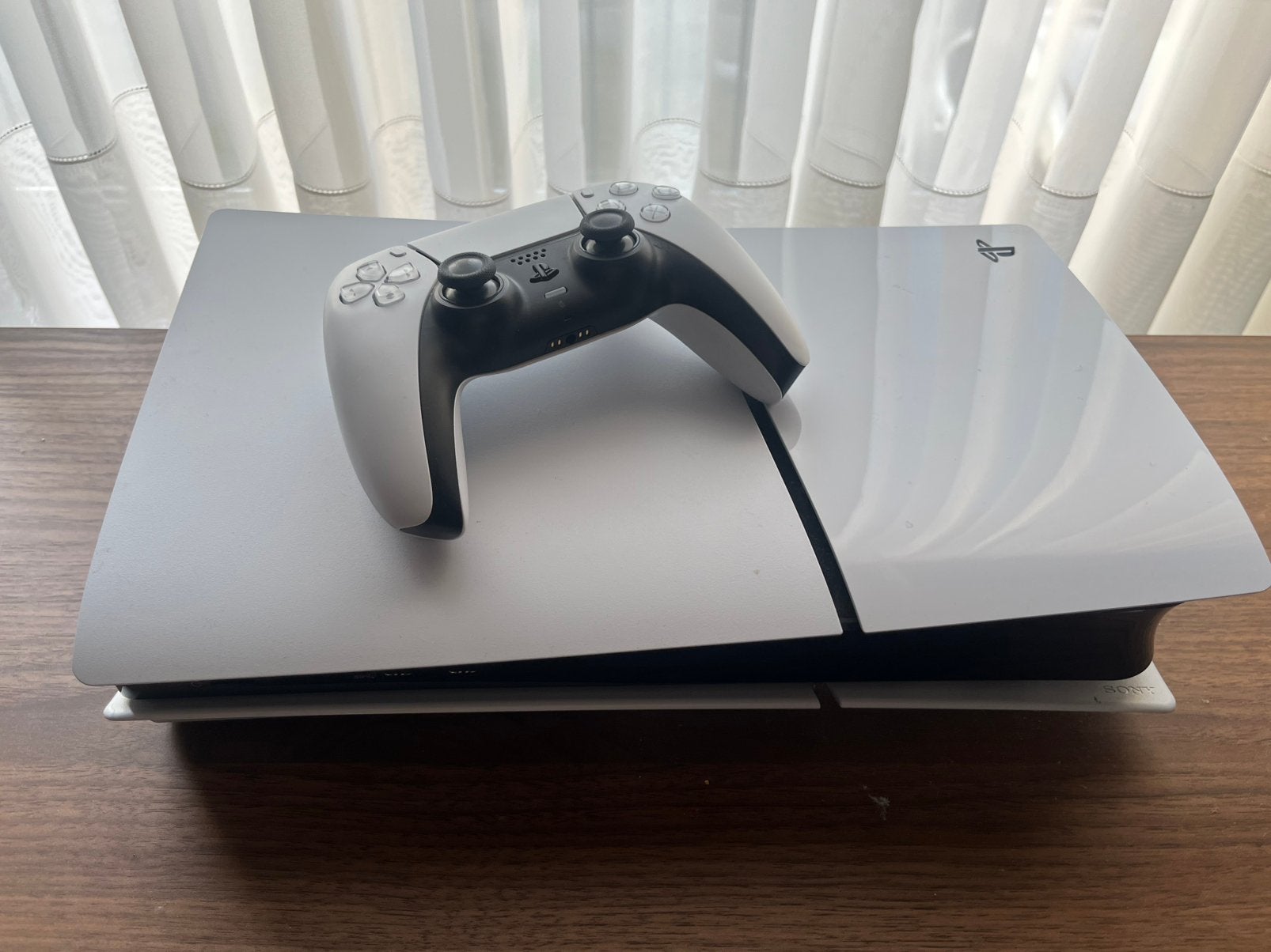 Playstation 5 slim disc - 7 games - controller, Games en Spelcomputers, Ophalen of Verzenden, Zo goed als nieuw