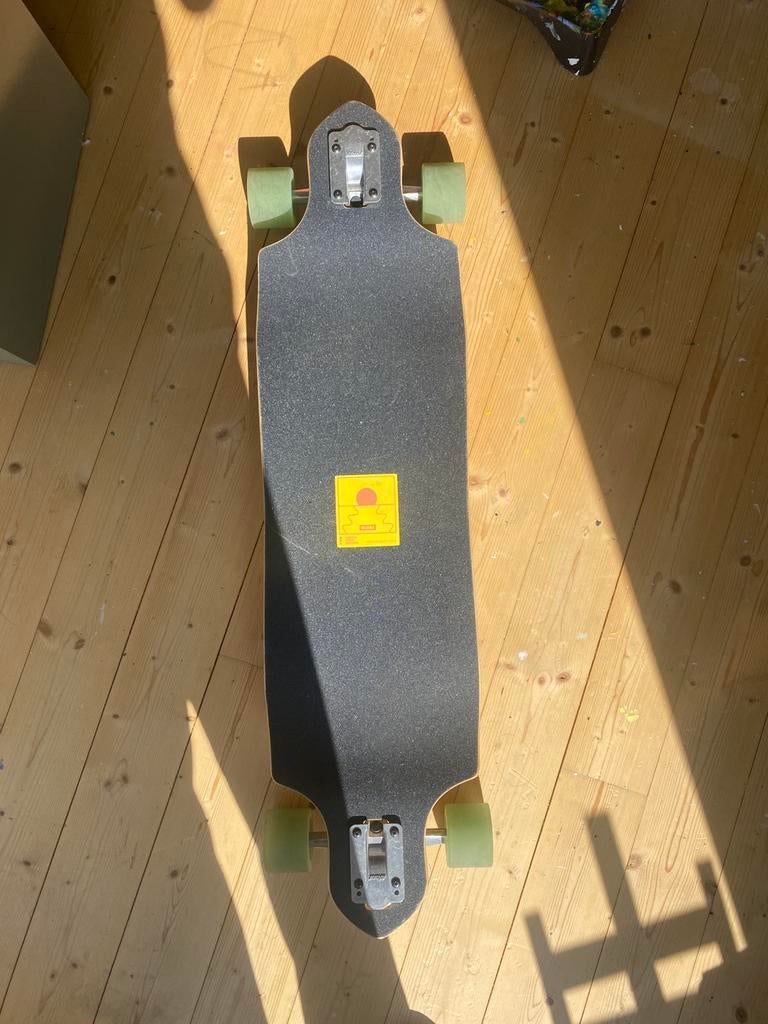 Skateboard cruiser globe, Sport en Fitness, Ophalen, Zo goed als nieuw, Skateboard
