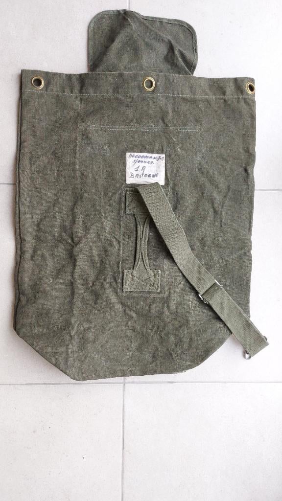 Bastogne militaire tas, Ophalen of Verzenden, 1945 tot heden, Gelezen, Landmacht