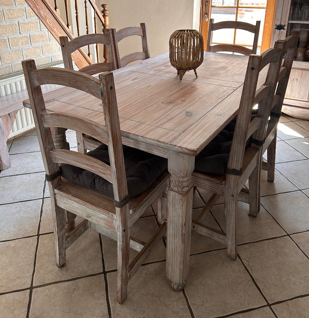 Ensemble salle à manger, Enlèvement