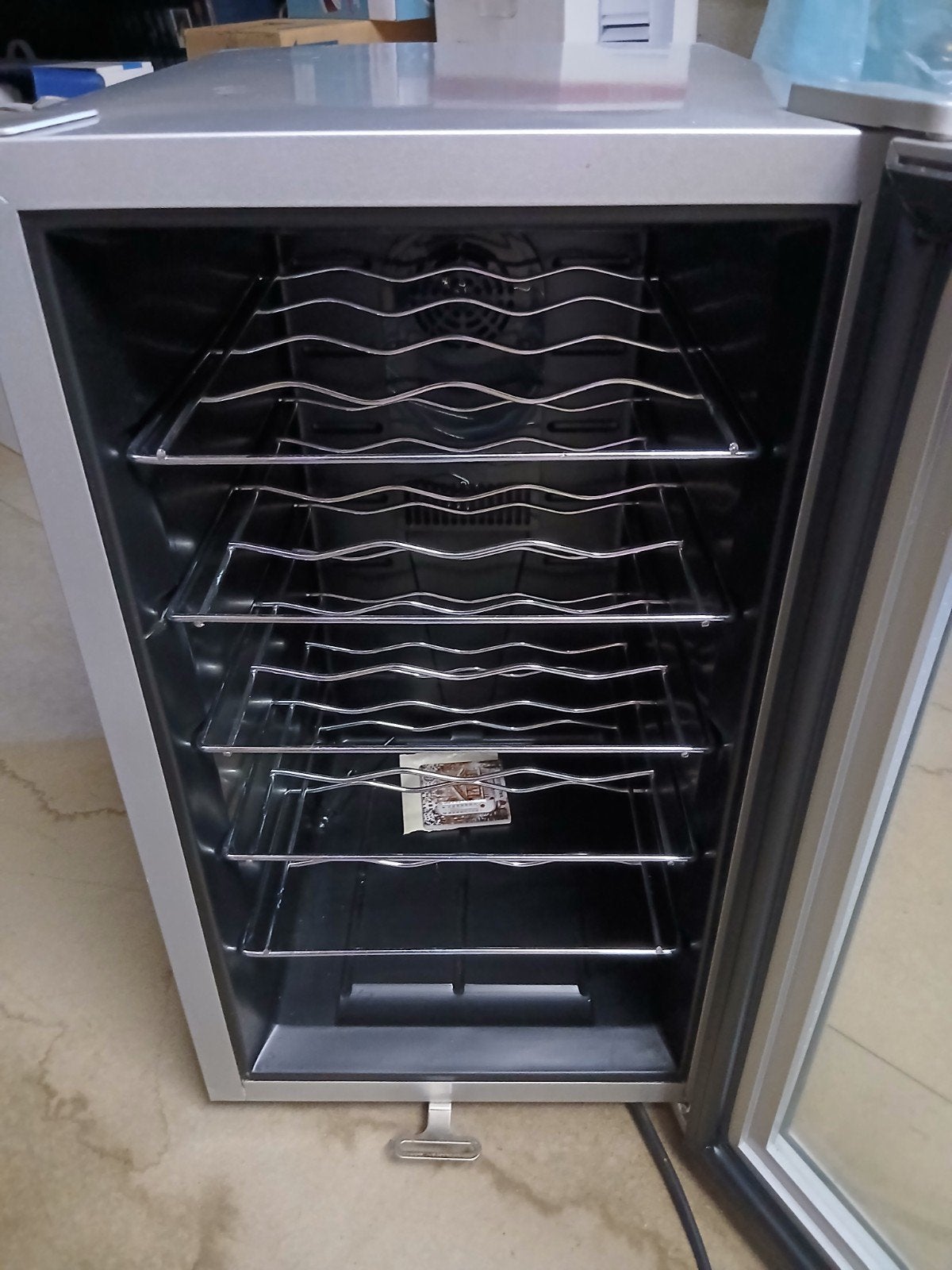 frigo cave à vin, Enlèvement, Comme neuf, Sans bac à congélation