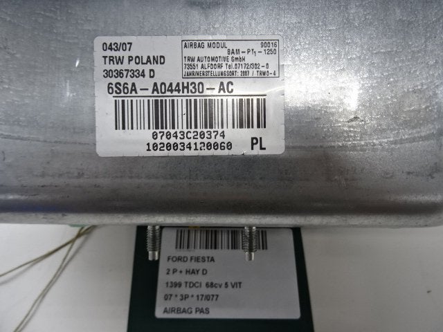 AIRBAG PASSAGER Ford Fiesta 5 (JD / JH) (6S6A-A044H30), Henry-Ford-Straße  1
50735  Köln, DE, Ford-Werke GmbH, Kunden@ford.com