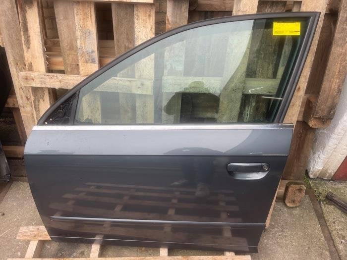 Portière 4portes avant gauche d'un Audi A4 (LX7Z), Autos : Pièces & Accessoires, -, 3 mois de garantie, Audi, Utilisé