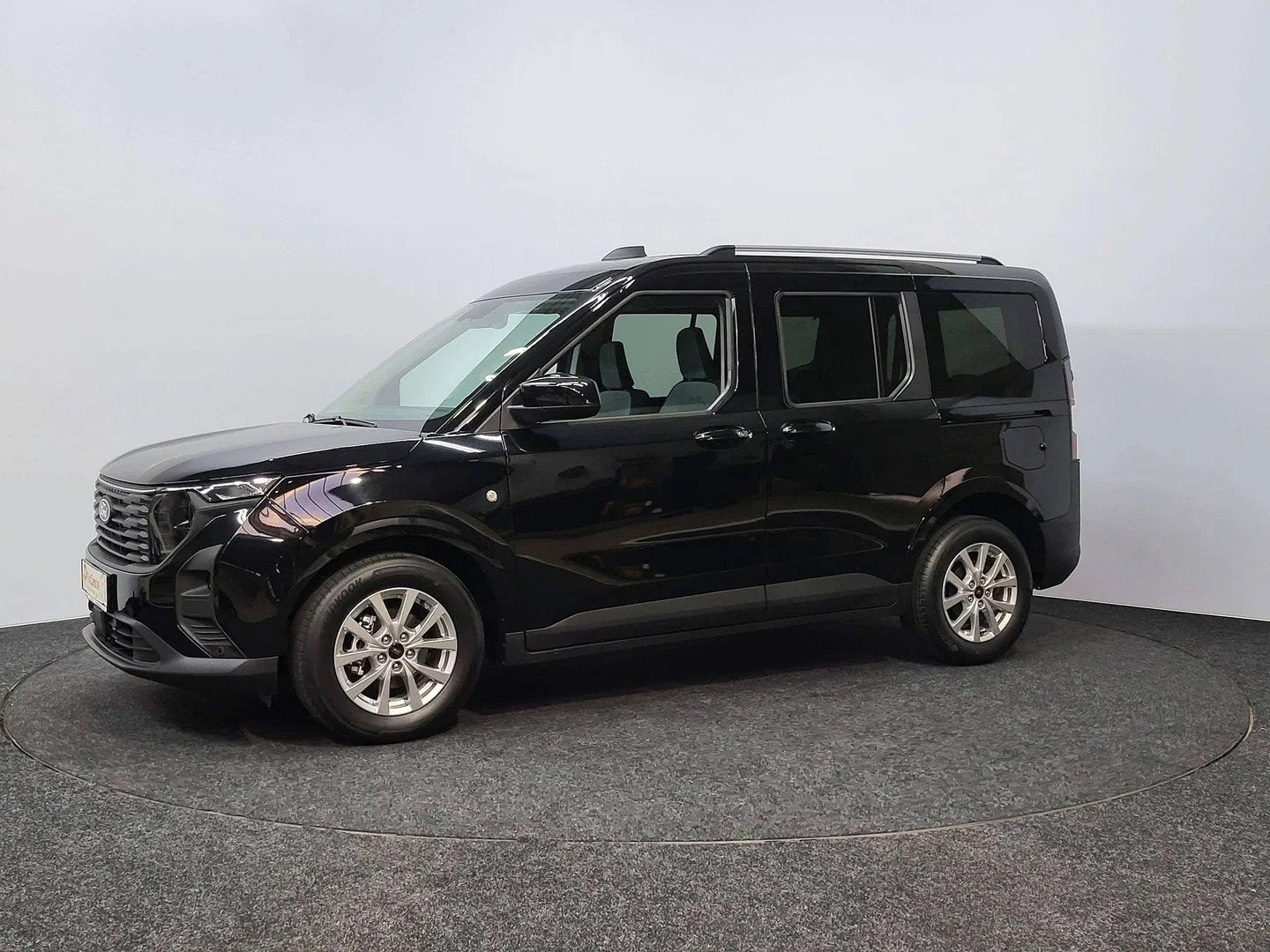 Ford Tourneo Courier 1.0 EcoBoost Titanium | 2026 | 7 km | N, Autos, Achat, 998 cm³, Entreprise, 5 portes