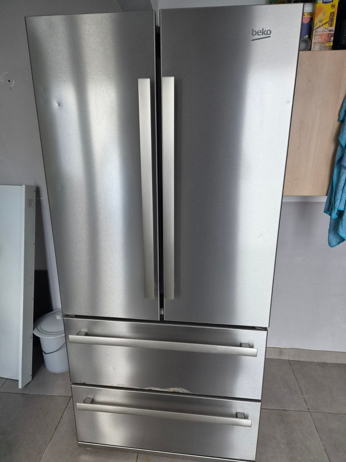 a vendre frigo américain becko, Electroménager, Classe énergétique A ou plus économe, 160 cm ou plus, Enlèvement, Utilisé