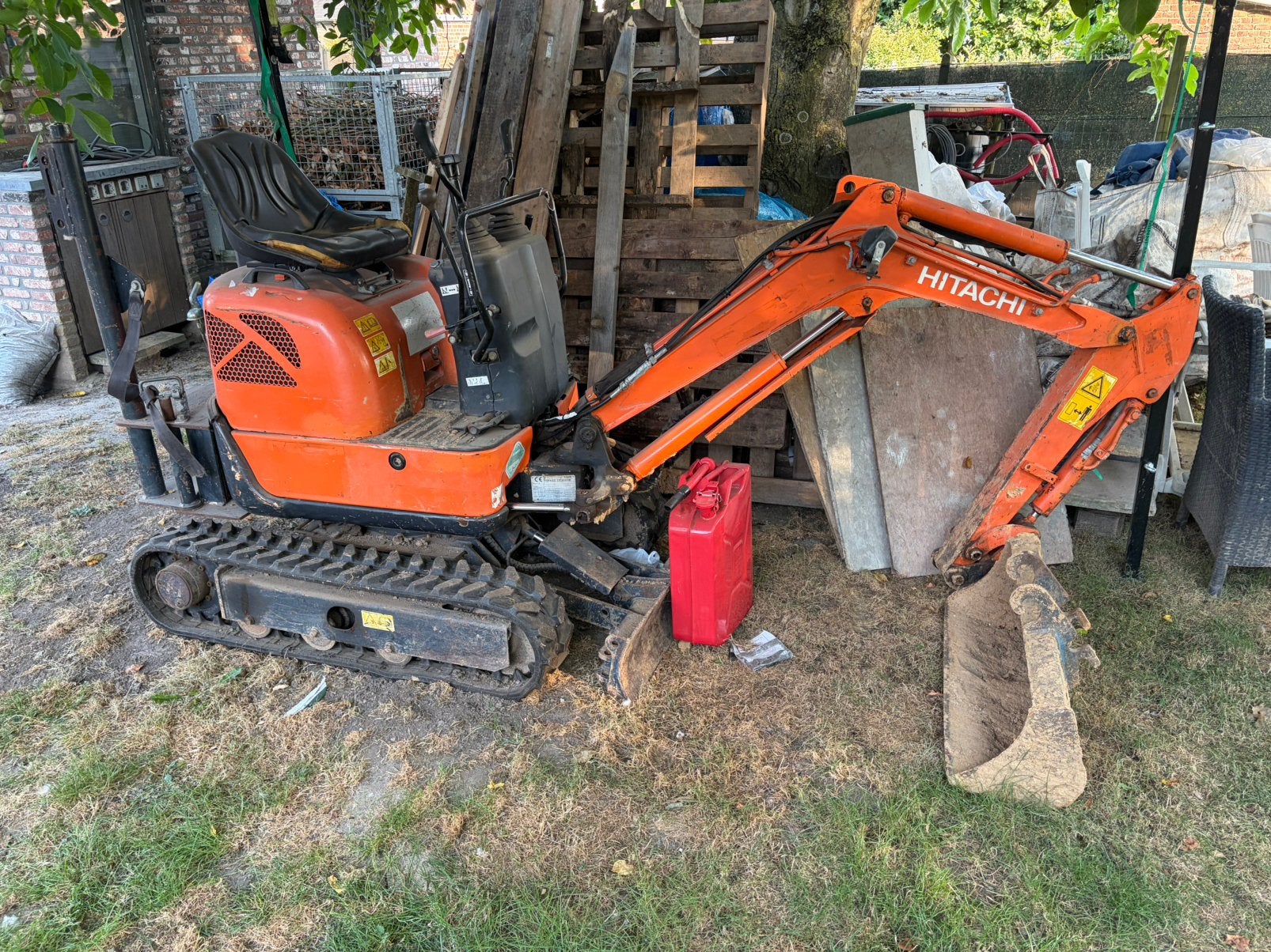 Minipelle Hitachi ZX10U-2 — 1,1 tonne, Articles professionnels, Enlèvement