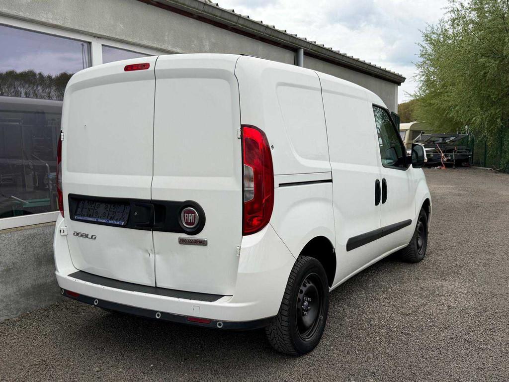 Fiat Doblo 2018, Autos, Camionnettes & Utilitaires, Achat, Euro 6, Entreprise, Boîte manuelle