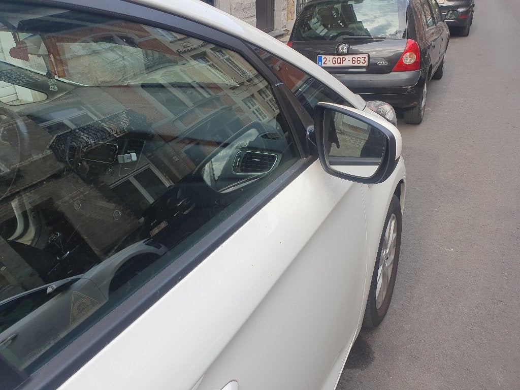 KIA Carens 1.6 blanc, 2017, 102.000Kms, Autos, Kia, Euro 6, 7 places, Boîte manuelle, 5 portes