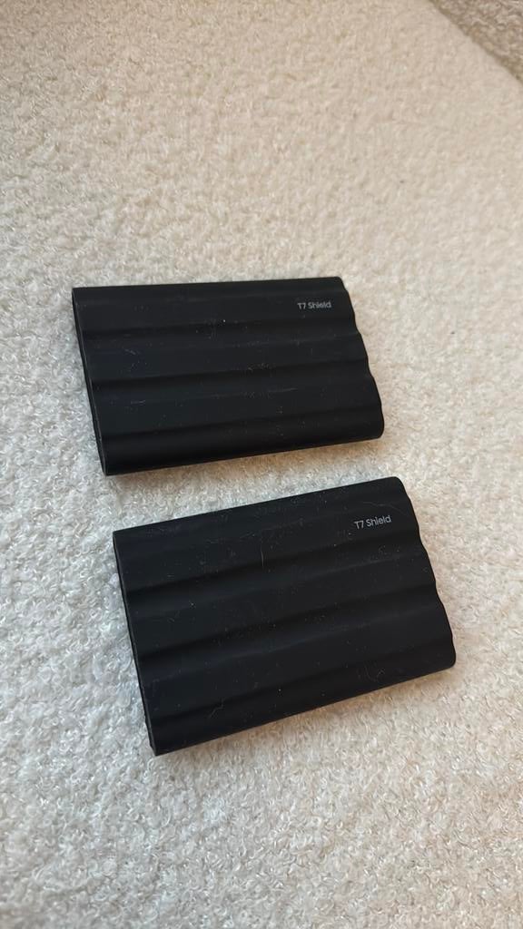 Samsung T7 shield 4TB SSD’s, Computers en Software, Harde schijven, Ophalen, Thunderbolt, SSD, Zo goed als nieuw