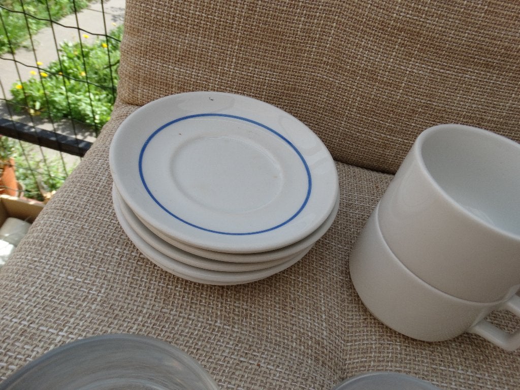 Borden, Assiettes(s), Enlèvement, Utilisé, Autres matériaux