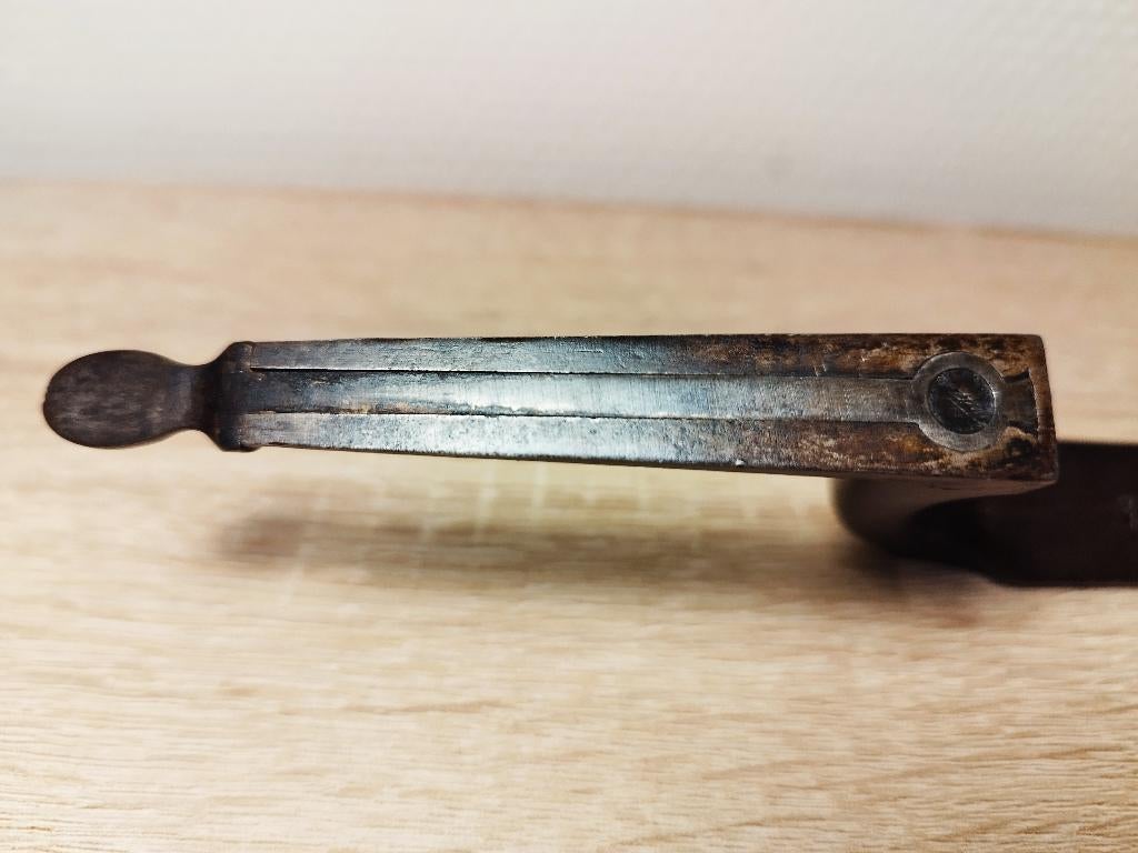 Baïonnette Suisse 1851 pour carabine fédérale 200€, Envoi, Armée de terre