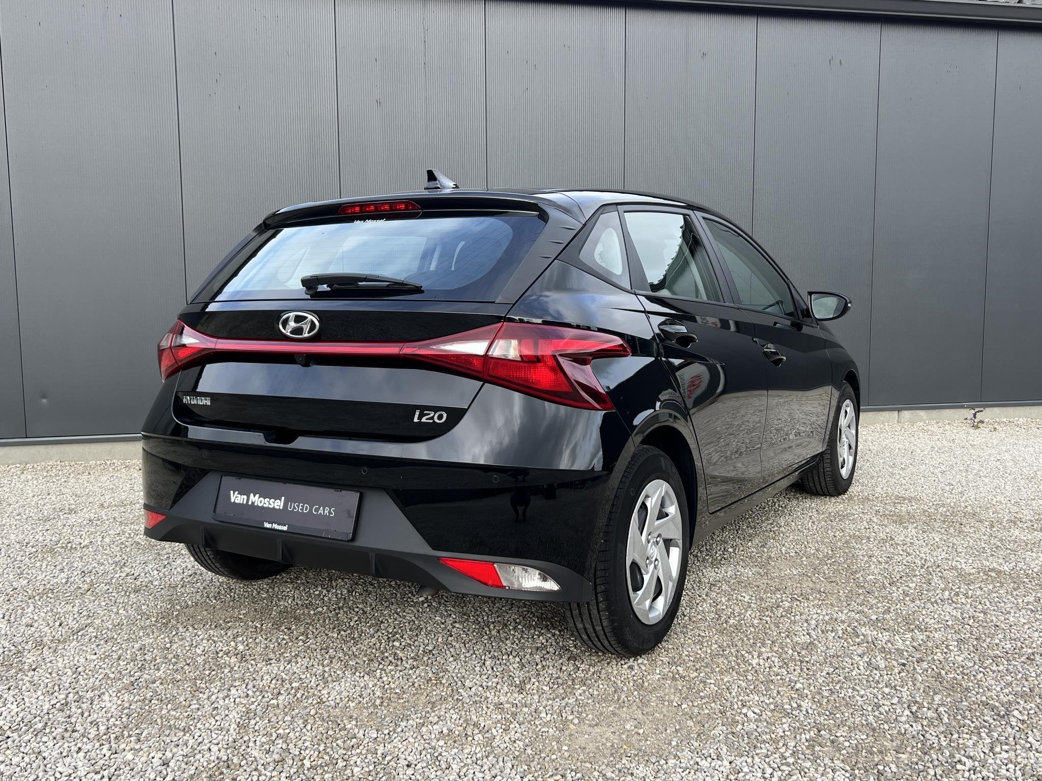 Hyundai i20 1.0 T-GDi 74kW Twist, Voorwielaandrijving, Dealer onderhouden, Zwart, Bedrijf