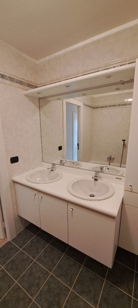 Badkamermeubel met kranen Grohe, Ophalen, Gebruikt, 200 cm of meer