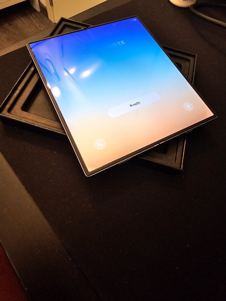 Samsung Galaxy Z Fold6 256GB Silver met hoesje, Touchscreen, Ophalen of Verzenden, Zo goed als nieuw, Android OS
