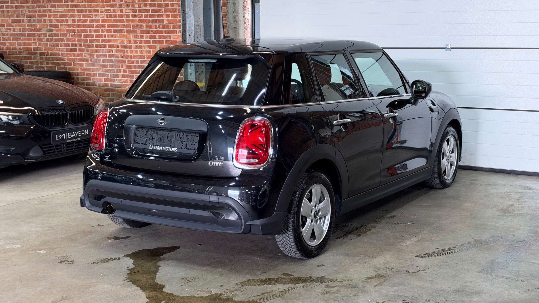 Mini Cooper *One*1.5i*Benzine*Garantie*Facelift*LED*Parkeers, Achat, Euro 6, Entreprise, Noir