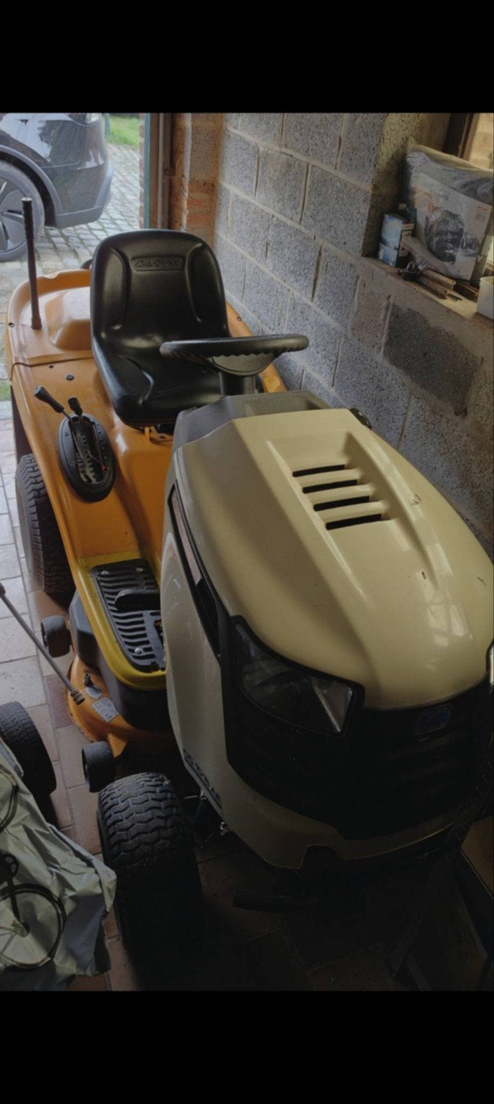Cub Cadet zitmaaier, Jardin & Terrasse, Tondeuses à gazon, Enlèvement