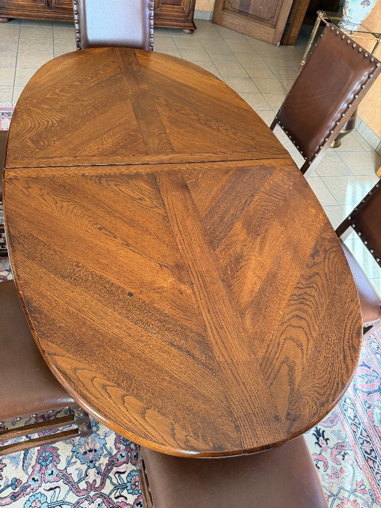 ovale tafel en 6 stoelen  in oude Franse eik, kopie antiek, Enlèvement