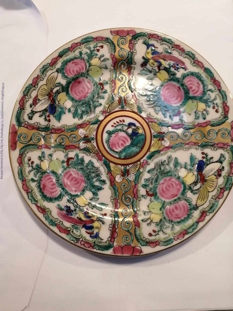 assiettes en porcelaine, Enlèvement