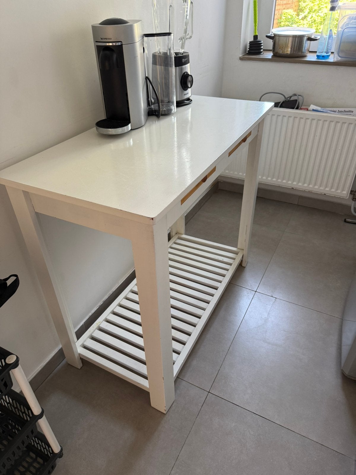 Armoir de rangement et tabele de cuisine, Maison & Meubles, Enlèvement, Utilisé