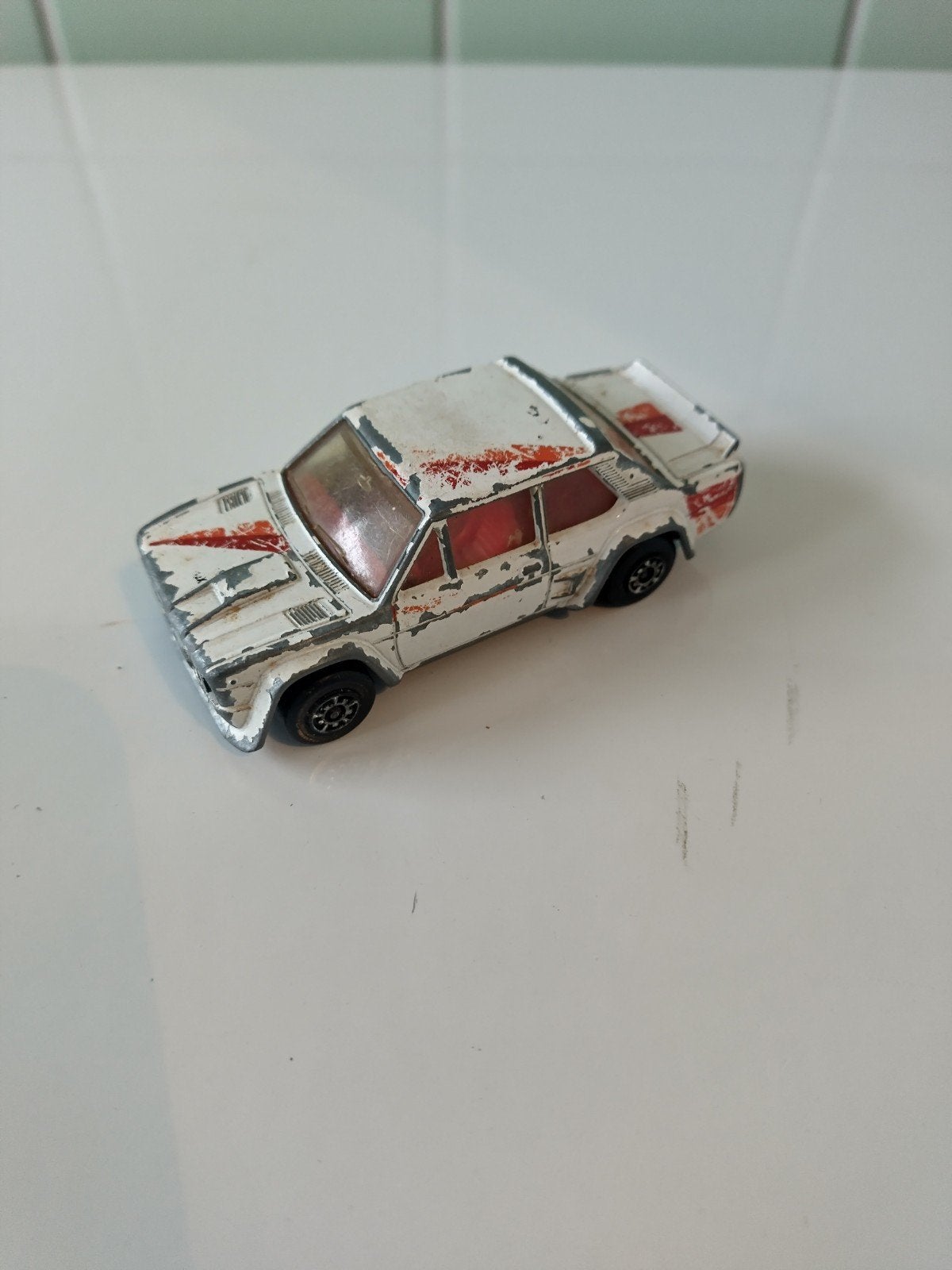 Vintage Matchbox Fiat Abarth AFHALING LEES BESCHRIJVING, Enlèvement, Utilisé, Voiture, Matchbox