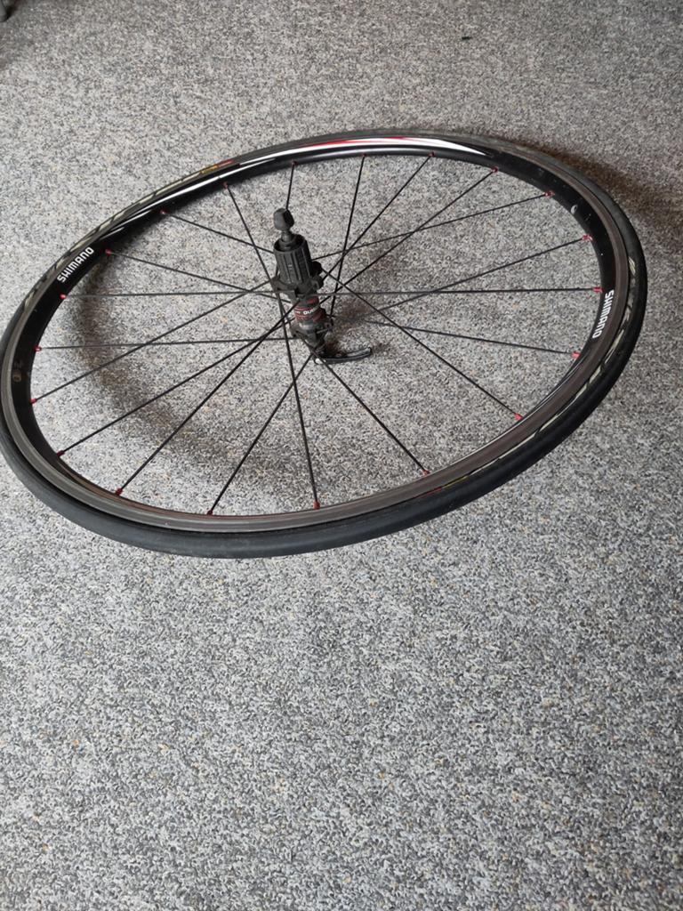 Moyeu + rayons Shimano, Enlèvement, Roue