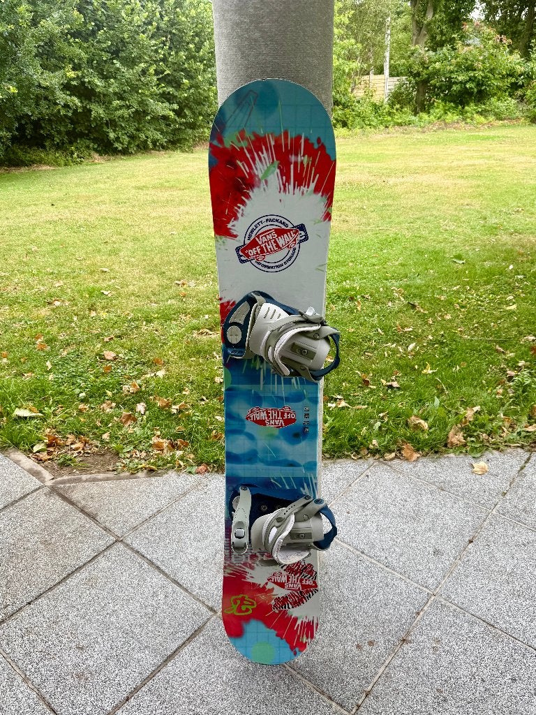 Vans Off The Wall Snowboard met Bindingen, Sport en Fitness, Snowboarden, Ophalen, Zo goed als nieuw, Bindingen