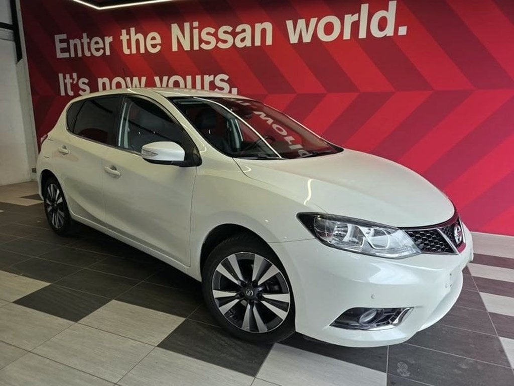 Nissan PULSAR Automaat / N-Connecta / Trekhaak, Auto's, Nissan, Automaat, Wit, 119 g/km, 85 kW