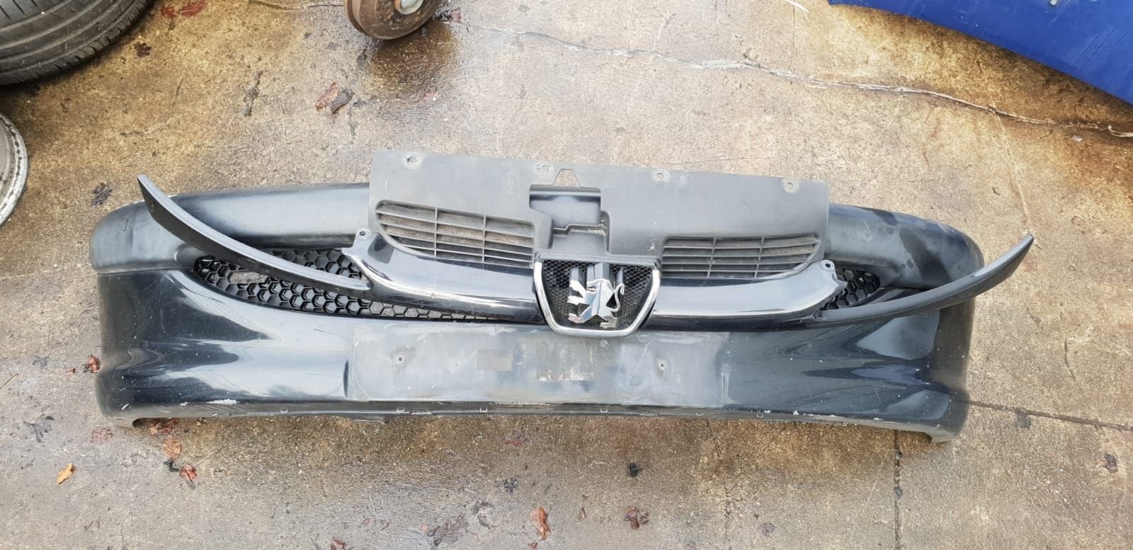 PEUGEOT 206 VOORBUMPER +GRIL  BJ 98 TOT 2008, -, Utilisé, -, Avant