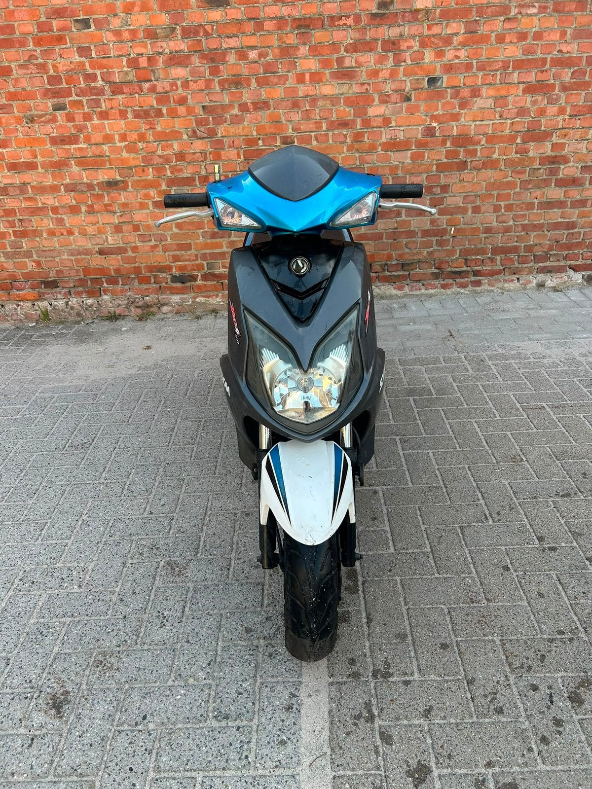 Sym Jet 4 B klasse, Fietsen en Brommers, Ophalen of Verzenden, Zo goed als nieuw