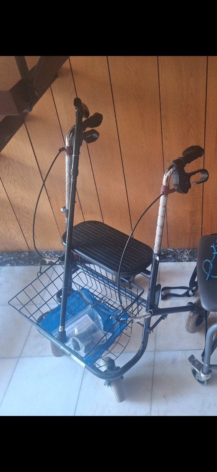 Rollator, Ophalen