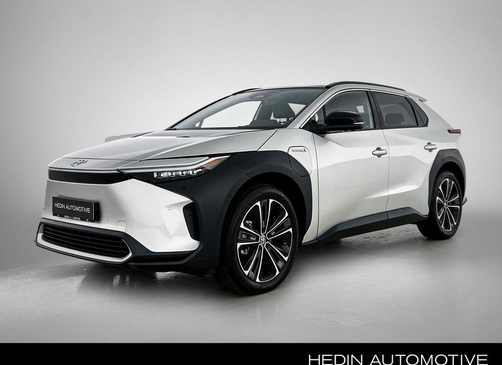 Toyota bZ4X 71.4 kWh 2WD Premium, Auto's, Stof, Gebruikt, 750 kg, Adaptive Cruise Control