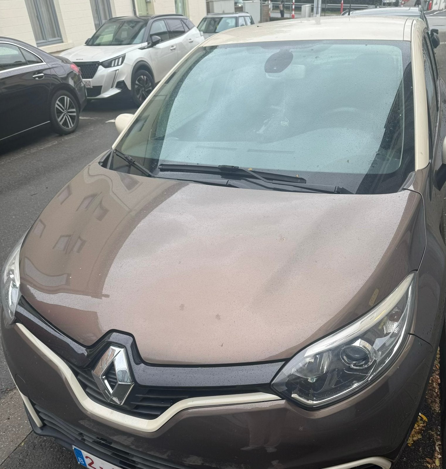 Renault Captur 1.2 TCe 120ch Automatique 70777km, Auto's, Automaat, Euro 5, 4 cilinders, Bruin