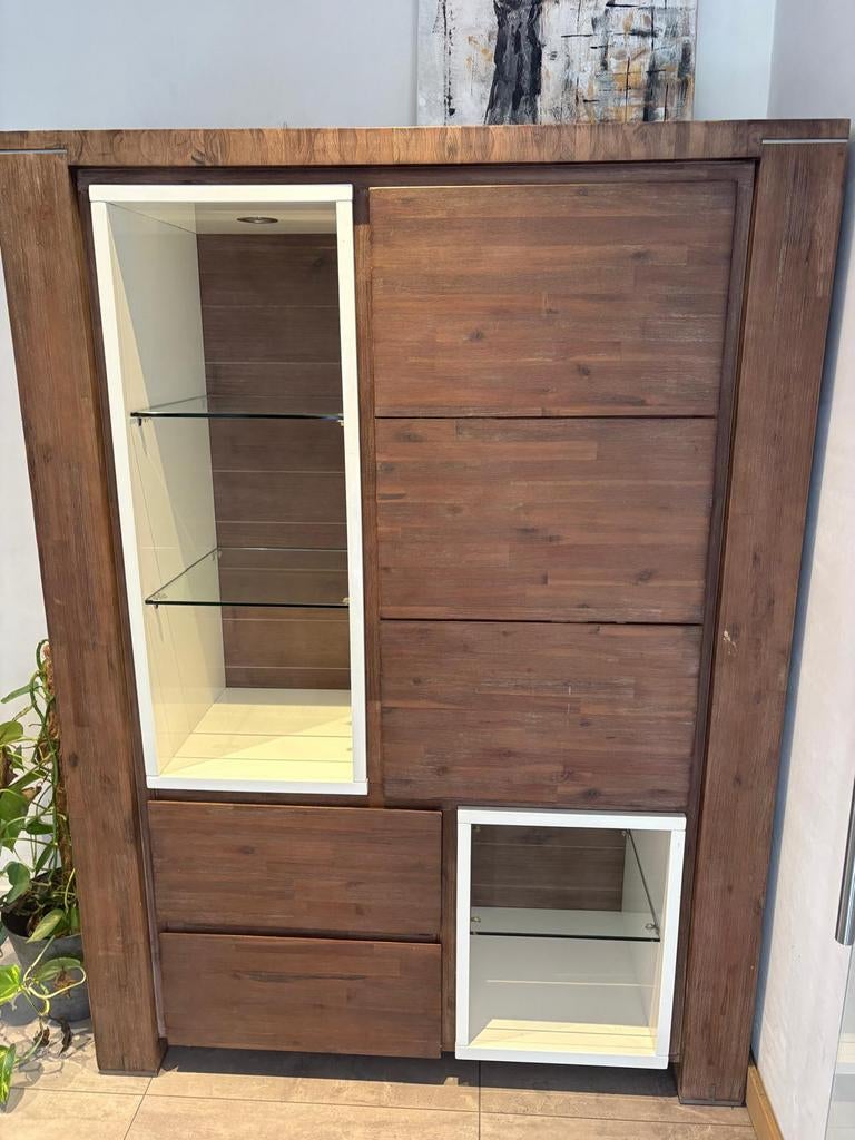 Buffetkast Henders en Hazel, Ophalen, Gebruikt, Hout