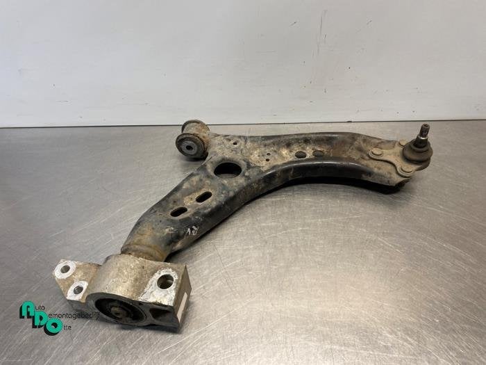 Bras de suspension avant droit d'un Seat Leon (Leon 09-), -, 3 mois de garantie, Utilisé, -