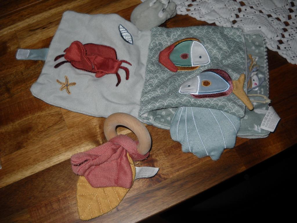 grootpakket baby speelgoed-konges sjold-sophie le giraf-enz, Ophalen, Gebruikt