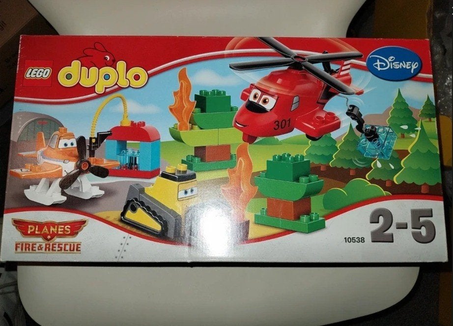 Lego Duplo 10538 - Cars Fire & Rescue Team NIEUW, Kinderen en Baby's, Overige thema's, Nieuw, Ophalen of Verzenden, Duplo