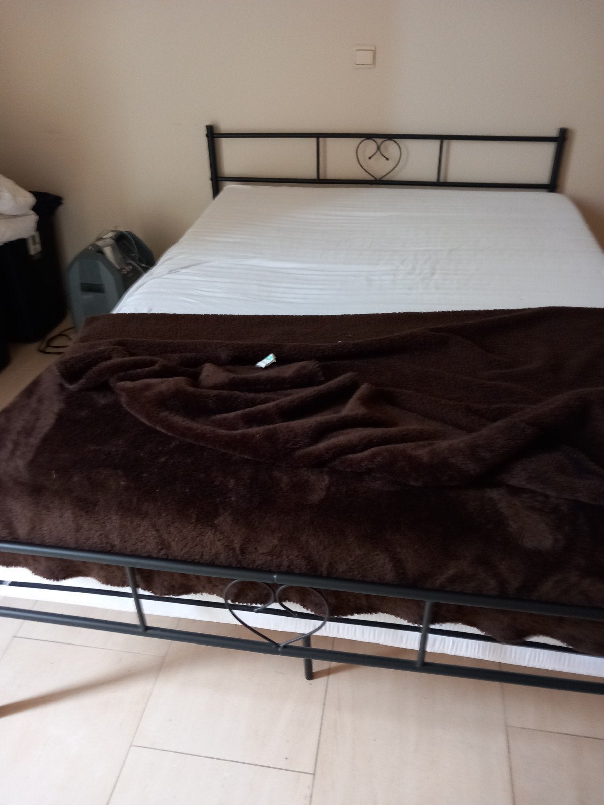 tweepersoonsbed te koop met 2 matrassen en dekbed prijs 200, Huis en Inrichting, Ophalen, Tweepersoons, 140 cm, 200 cm