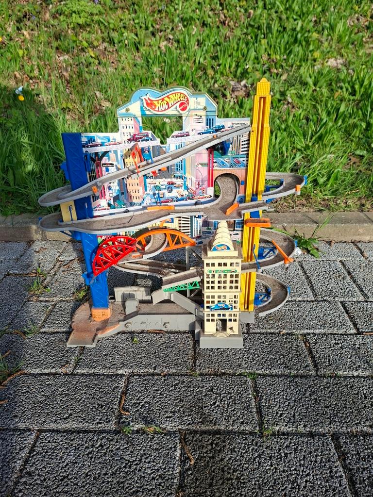 Mattel Hot Wheels planet micro des années 1990. Rdv bruxe, Enlèvement