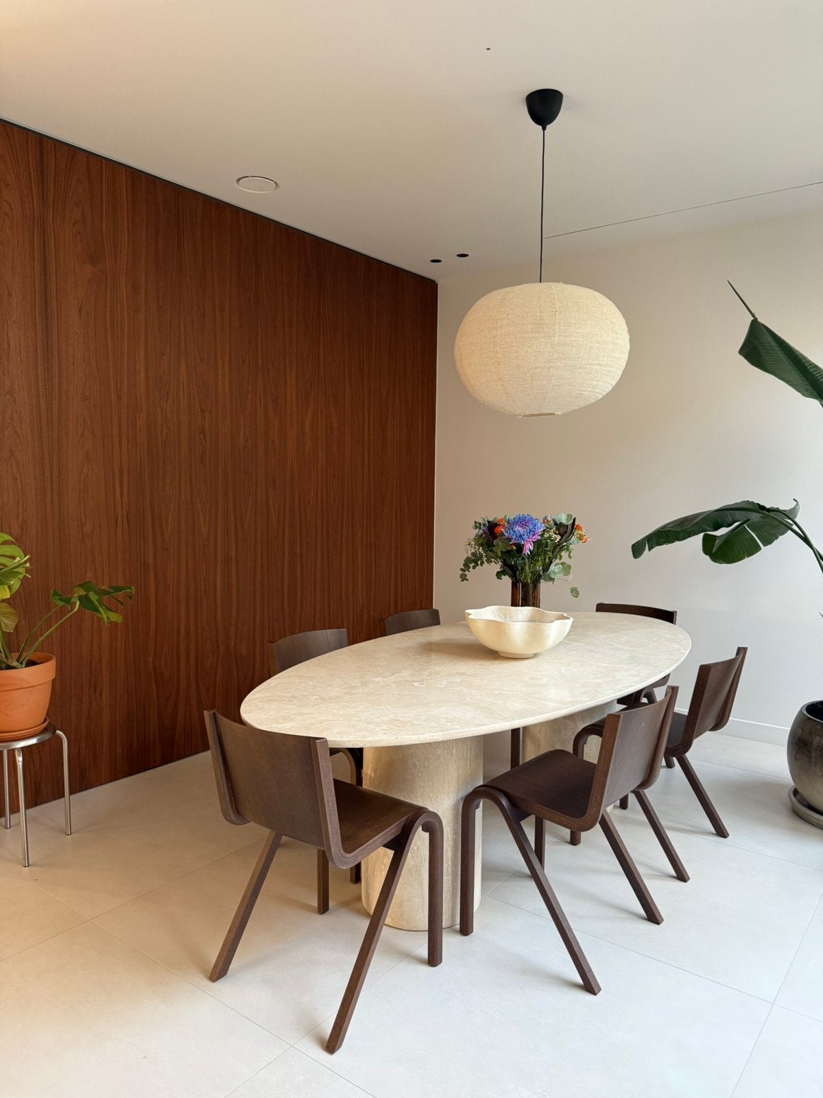 Massieve ovale travertin eettafel, Maison & Meubles, Enlèvement, Comme neuf, Ovale
