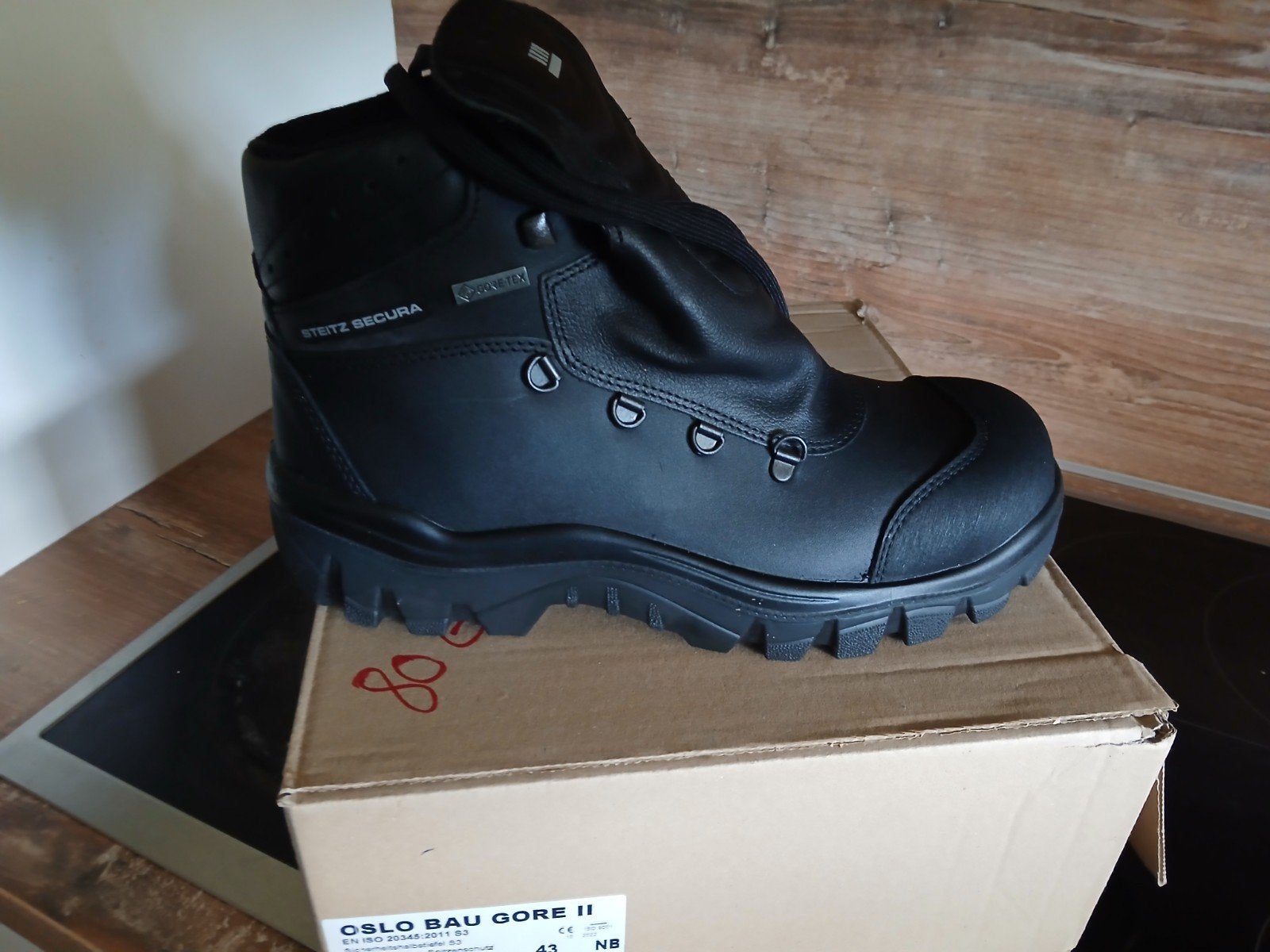 Bottes de travail taille 43., Bricolage & Construction, Enlèvement