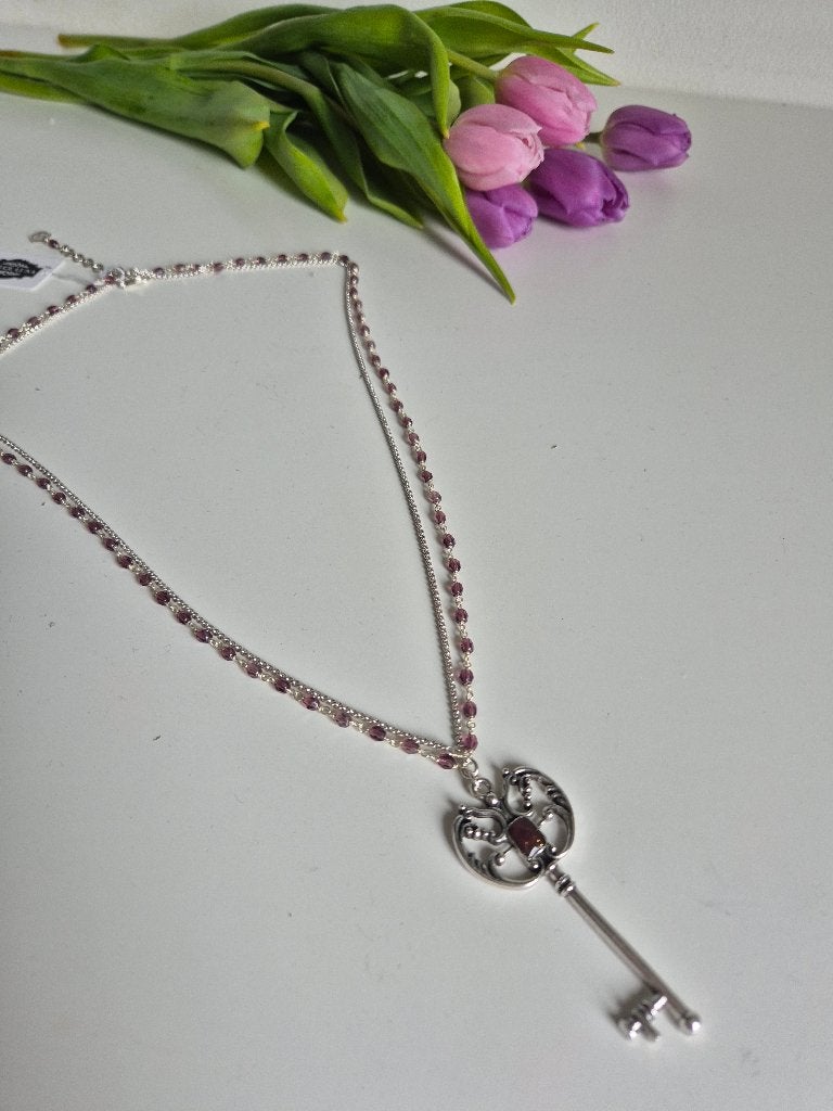 Ketting - Verzilverd met Swarovski-kristal, Handtassen en Accessoires, Kettingen, Met hanger, Nieuw, Ophalen of Verzenden, Zilver