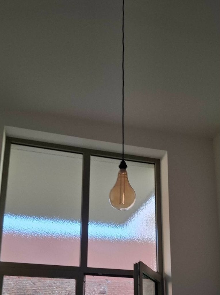 Lampe avec cordon de lampe, Maison & Meubles, Lampes | Suspensions, Enlèvement ou Envoi, Comme neuf