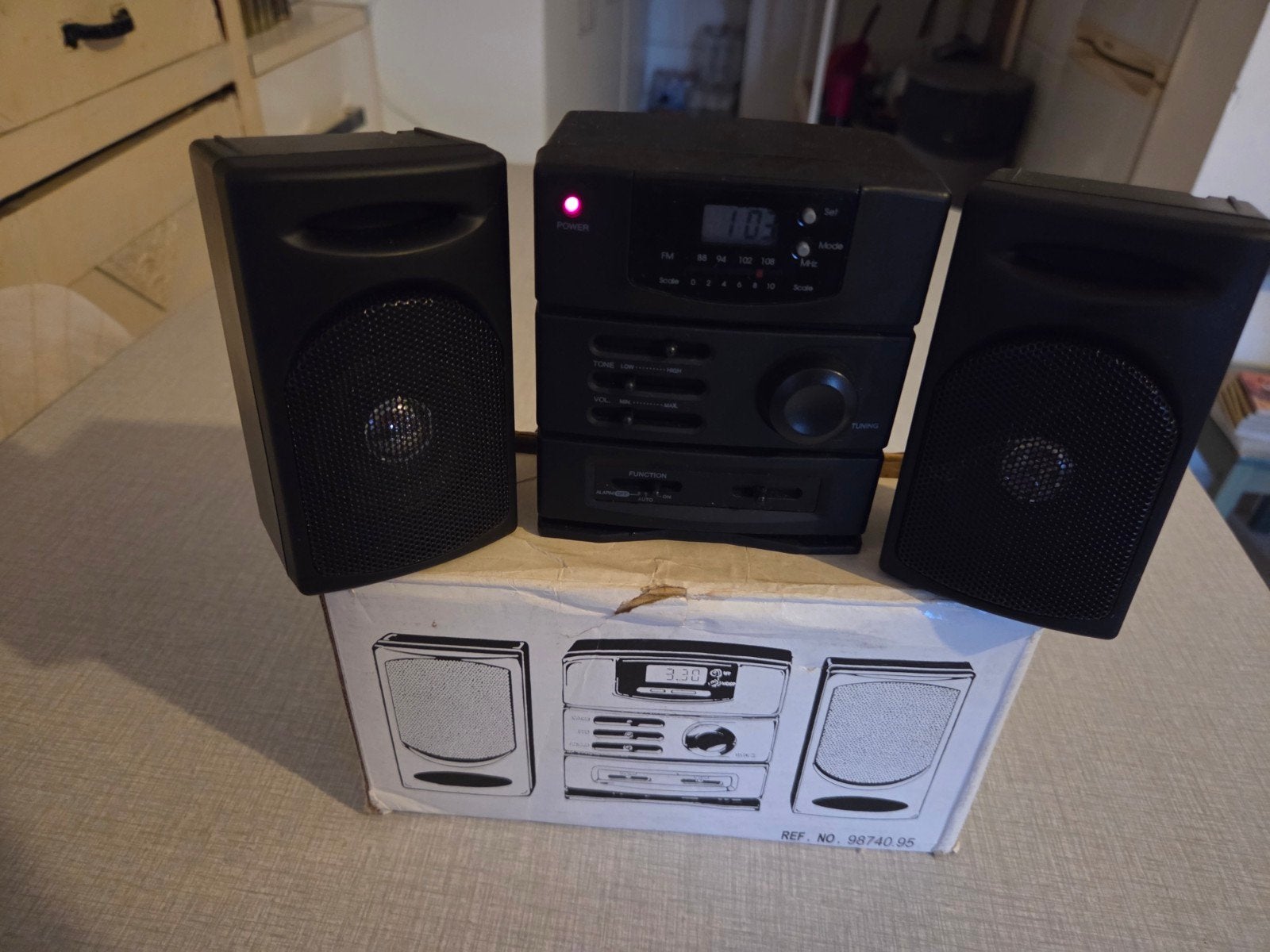 wekkerradio mini keten., Ophalen of Verzenden, Audio en Video