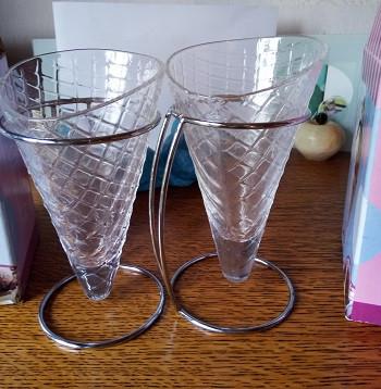 4 coupes ( cornets) Neuves  verre/inox, Verzamelen, Ophalen of Verzenden, Nieuw, Overige typen