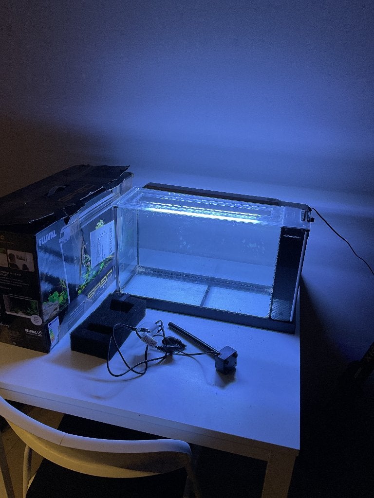 Aquarium fluval Spec 5 gallon (20 liter), Pompe, Aquarium vide, Enlèvement, Utilisé