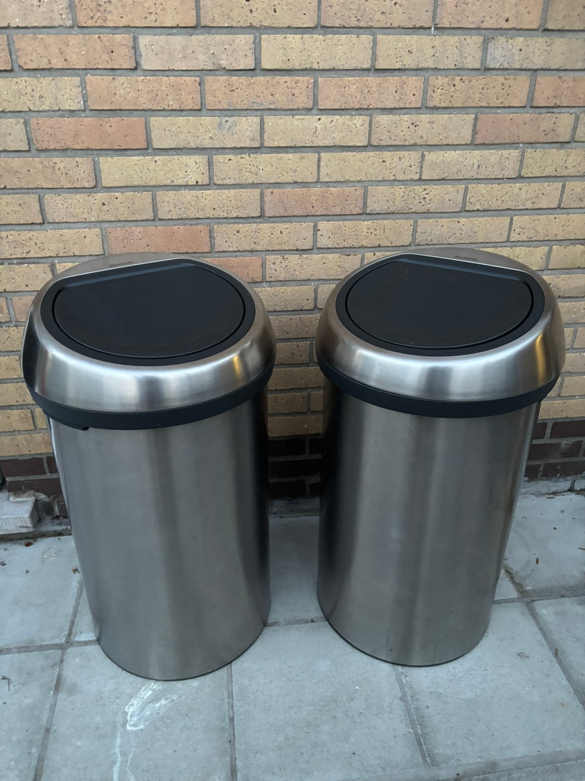 Brabantia - Touch bin vuilbak - 60 l - Matt steel, Enlèvement