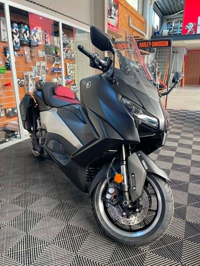 TMax Edition anniversaire, Motoren, Scooter, Nieuw, Motorrijbewijs A, Bedrijf