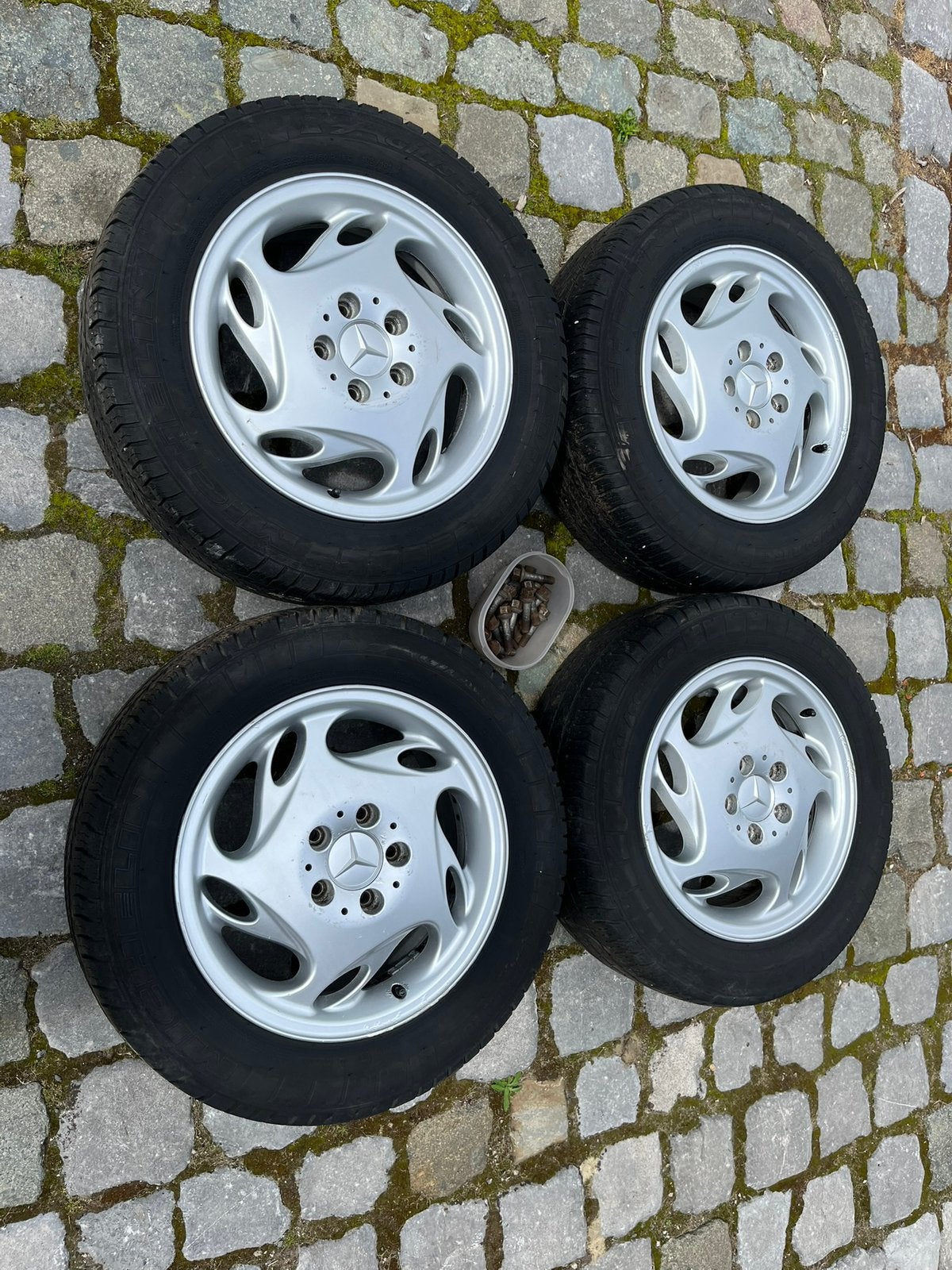 Mercedes Vito/V-klasse 638 originele alu velgen met bouten, Pneus et Jantes, 215 mm, 16 pouces, Pneus été