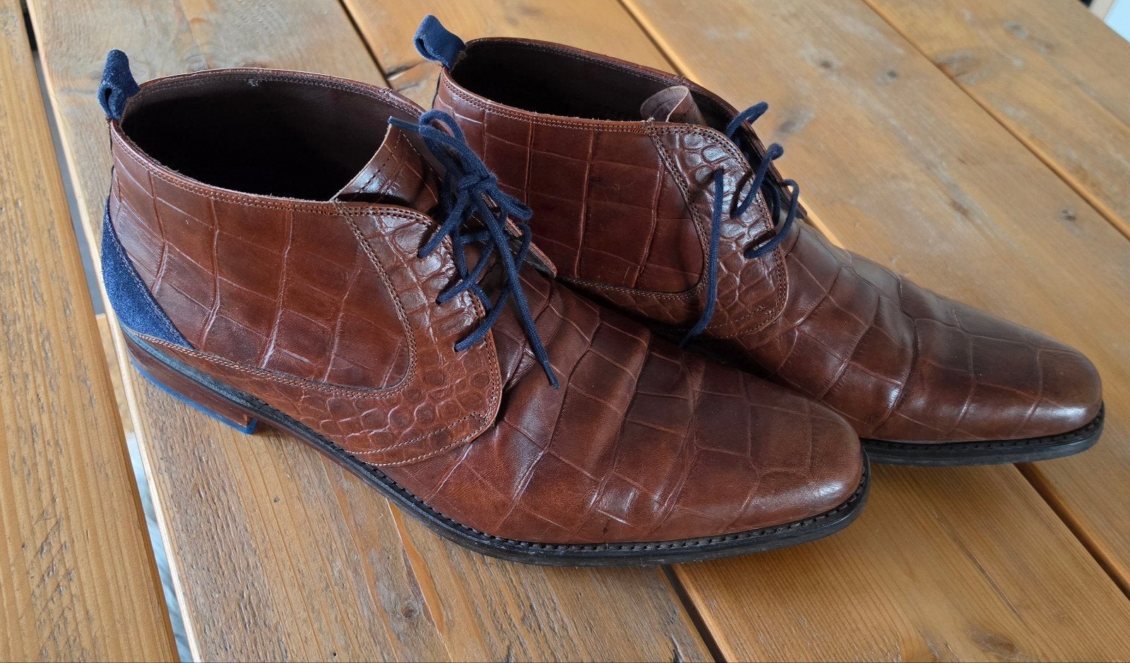 Floris Van Bommel Croco Premium Men Size 48, Ophalen