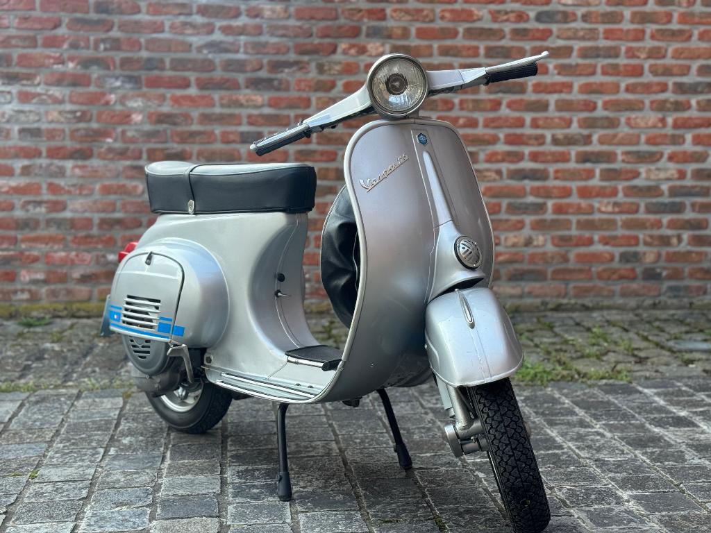 Vespa 125 Primavera  look Et3, Vélos & Vélomoteurs, Scooters | Vespa, Autres modèles, Classe B (45 km/h), Essence, Enlèvement